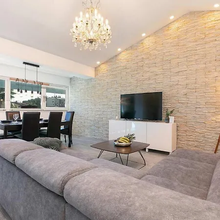 Adrijana 2 Пореч